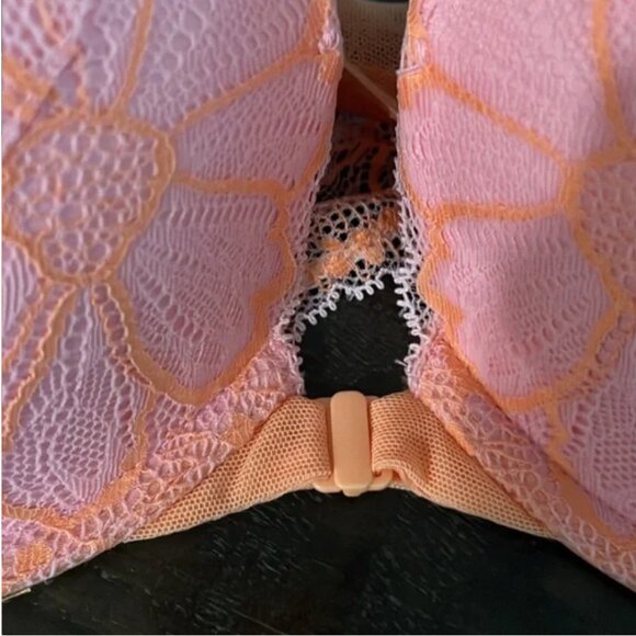 Bundle of 2 Bras (NWT & NWOT) - Picture 5 of 12